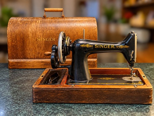 Vintage singer 99 - no., hand