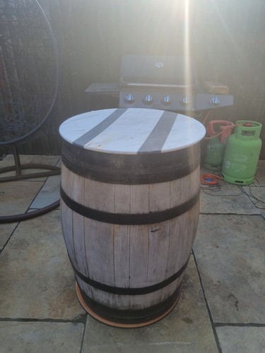 Solid oak painted barrels - 2,
