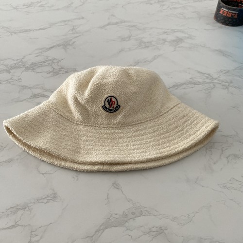 Moncler bucket cream hat - bucket,