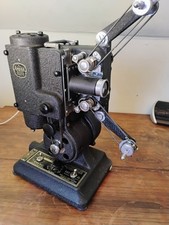 AM687 Vtg Ampro 16mm Precision