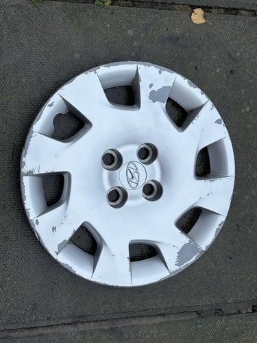 Hyundai i20 wheel trim x - hyundai, 1