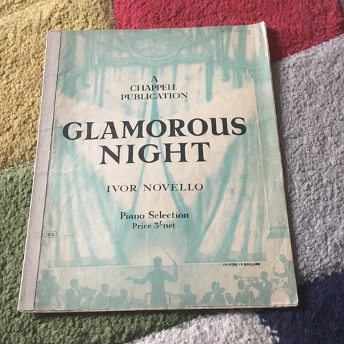 Glamorous night piano - night,