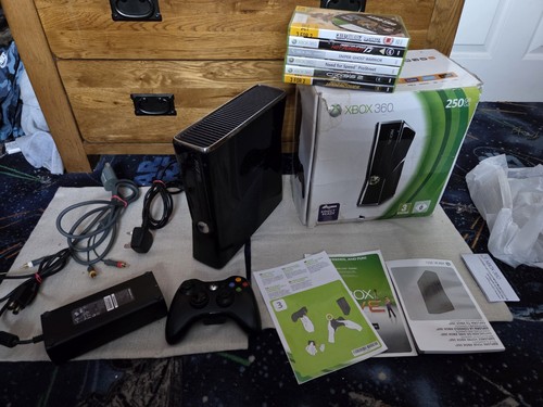 Microsoft xbox 360 slim bundle - microsoft,
