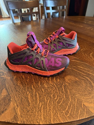 Adidas vigor bounce running - adidas,