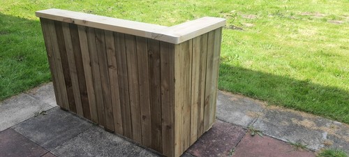 Shaped home bar - l,
