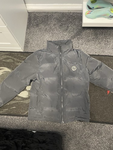 Here trapstar puffer - here,