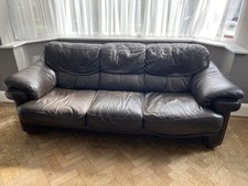 Leather Sofa 3-Seater Plus 2 Seater Strong Quality Good Useable Condition Used