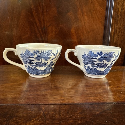 Pair vintage churchill - vintage,