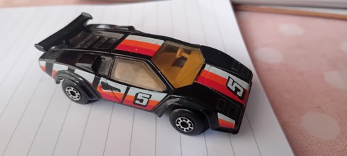 Matchbox lamborghini countach - lamborghini,