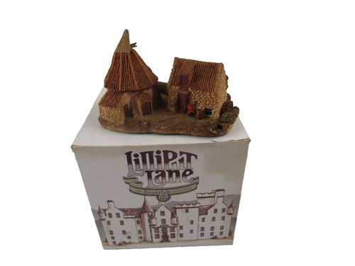 Superbly detailed lilliput - detailed,