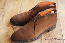 Santoni Tan Brown Suede Chukka