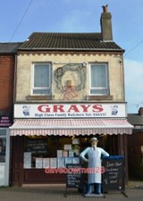 PHOTO  BUTCHER'S SHOP IN