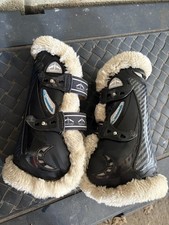 Veredus Sheepskin Tendon Boots