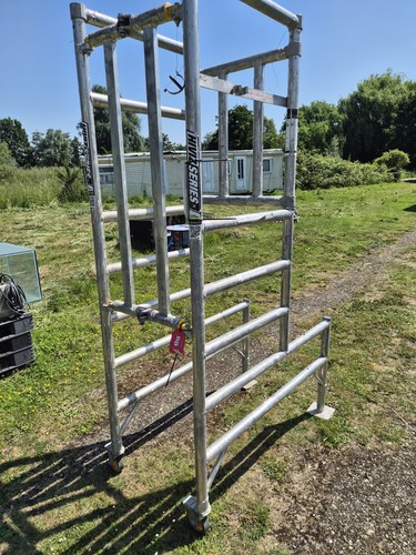 Euro towers stepfold podium - euro,