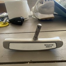 Odyssey White Hot Mid Putter
