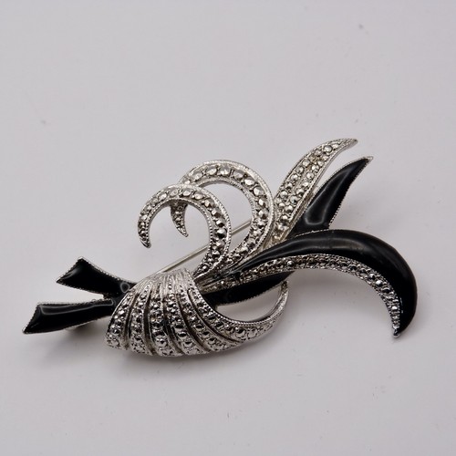 Vintage kigu brooch - vintage,