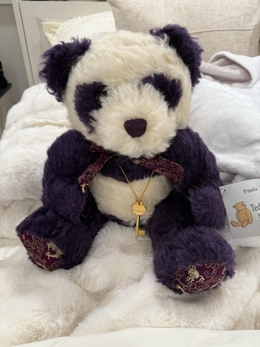 Vintage teddy bear museum - teddy,