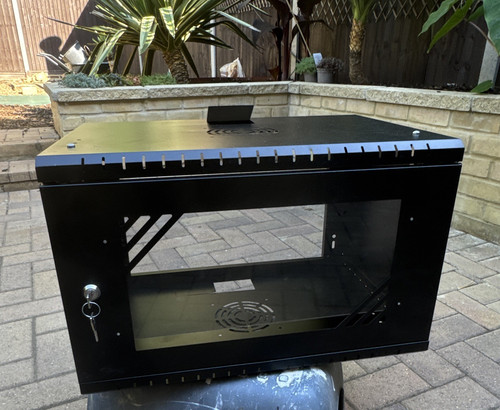 Wall mounted lockable - wall-mounted,