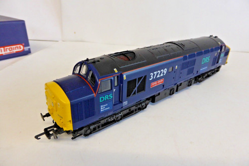 Gauge vitrains v2028 class - oo,