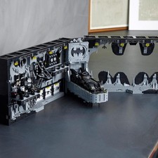 New Batman Batcave Shadowbox