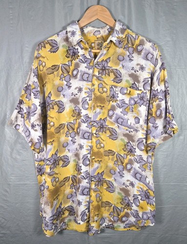 Floral pattern loud - c, a