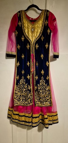 Pink blue gold heavy velvet - &,