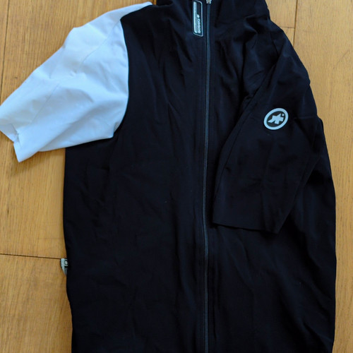Assos black white full - assos, zip