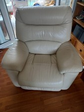 2 Laz-e-boy leather arm chairs