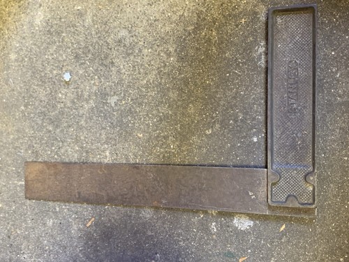 Vintage metal stanley square - metal,