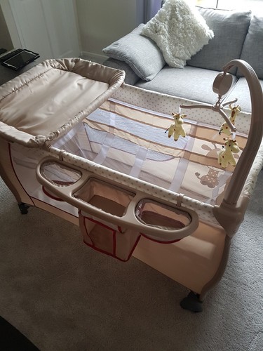 Hauck travel cot - travel,