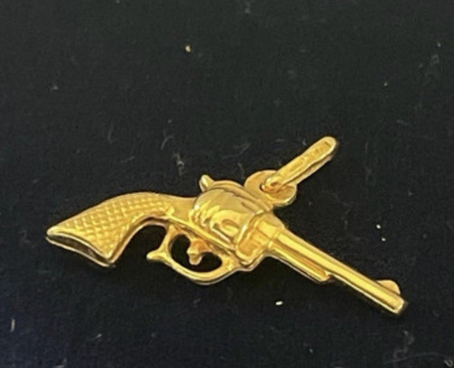 9ct yellow gold revolver gun - 9ct,