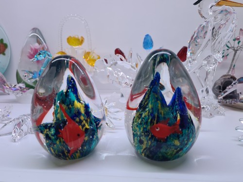Vintage art glass - art,