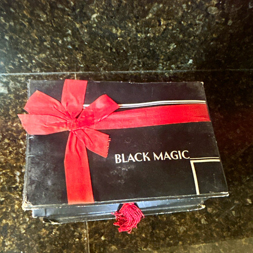 Vintage 1970s black magic - black,