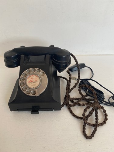 Vintage black bakelite cord - black,