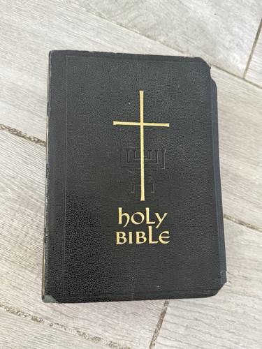 Vintage the holy bible - ✝️vintage,
