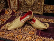 Indian punjabi Khussa shoes