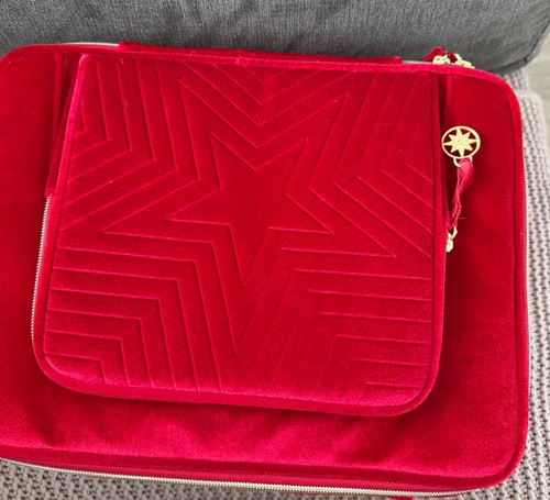 Estée lauder red velvet - red,