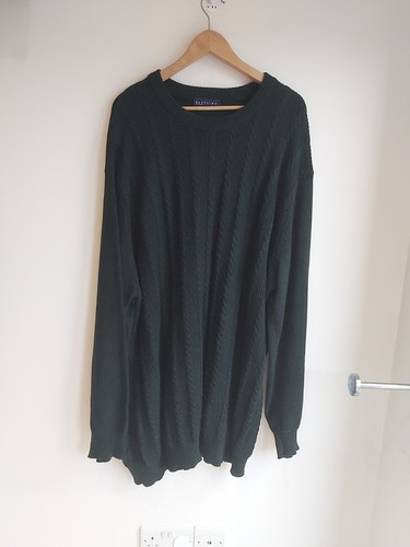 Men dark green cable knit - green,