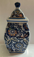 Oriental Design Blue,White & Gold Lidded Square Based Ceramic GINGER JAR (12cm)