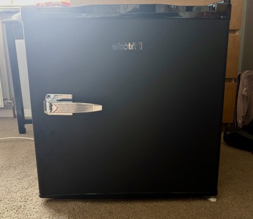 Electriq 31l table top mini - 31l,