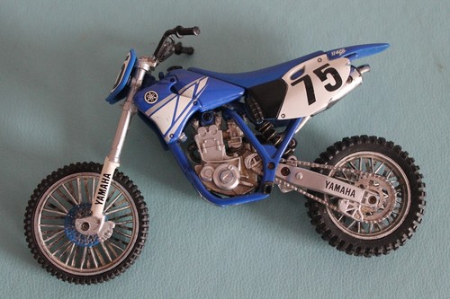 New ray yamaha yz 426f - ray,