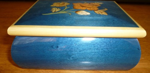 Gorgeous lacquered blue wood - gorgeous,