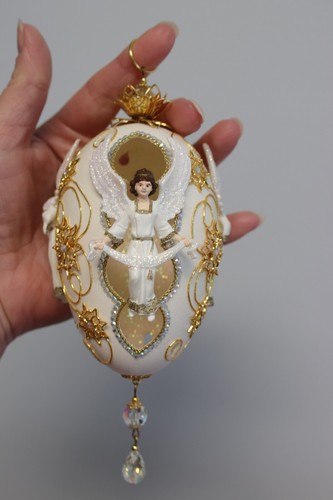 Real hand carved - real,