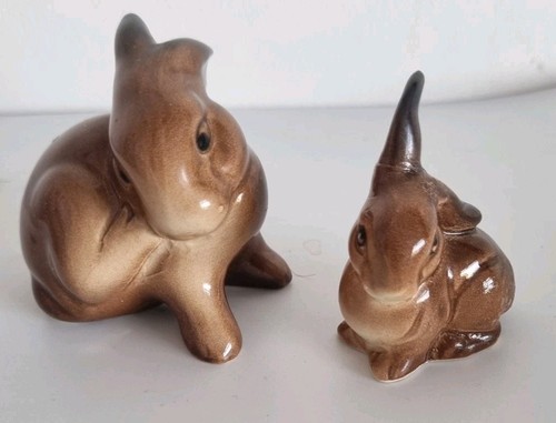 Beswick rabbits 824 - 2,