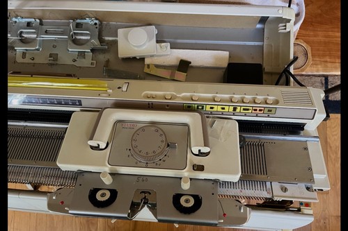 Singer srp50 knitting machine - knitting,