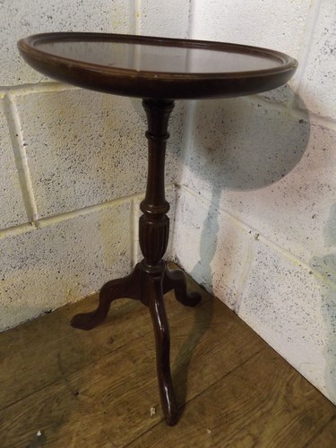 Solid mahogany wine side - solid, /