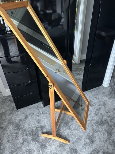 Free standing full - standing, length