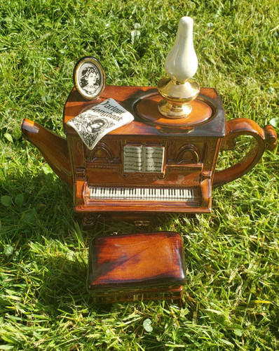 Vintage swineside teapottery - vintage,