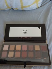Anastasia Beverly Hills Soft