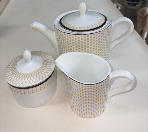 Portmeirion studio piece - studio, 3-piece